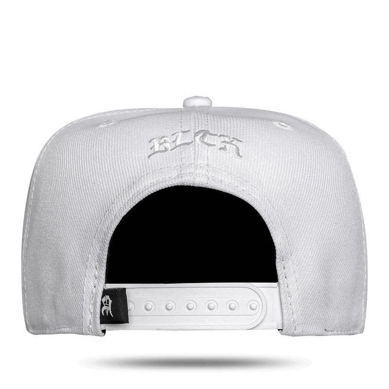 Blck Snapback Flap Shine White